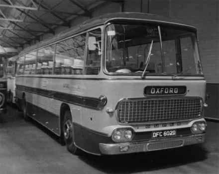 Duple Commander II on AEC Reliance of City of Oxford